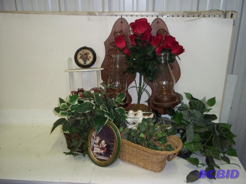 lot 327 image: Wall Candle Holders with greenery and basket...
