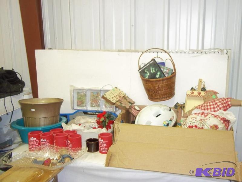 lot 355 image: Lot of Wall Hangings   Can Coolers  Flower Po...