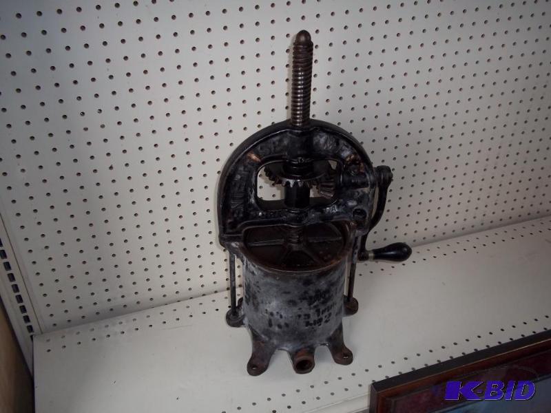 lot 80 image: One gallon apple press...