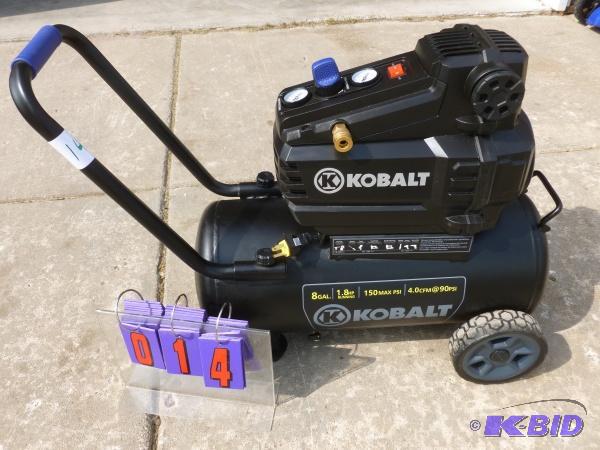 Kobalt 8 gallon 150 psi air compressor on whe...