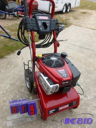 Craftsman gas pressure washer. 3000 psi. Hose...