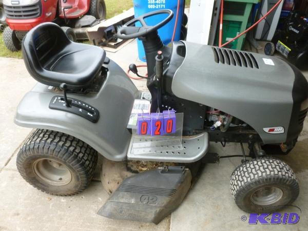 Craftsman lts1500 lawn tractor. 42&quot deck...