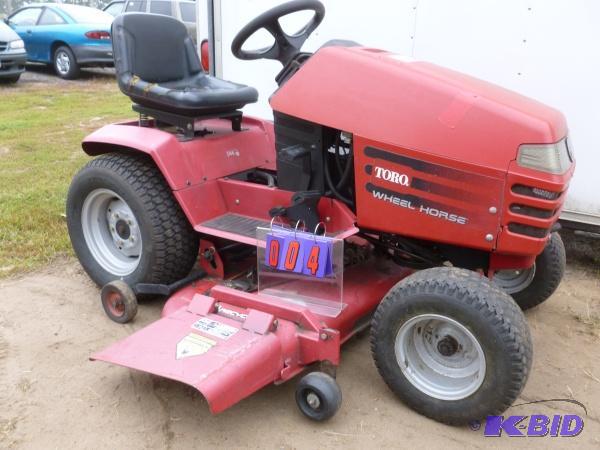 1995 vintage Toro wheel horse. 52&quot cut. ...