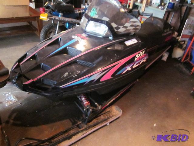 Registered Snow Mobile with No Reserve