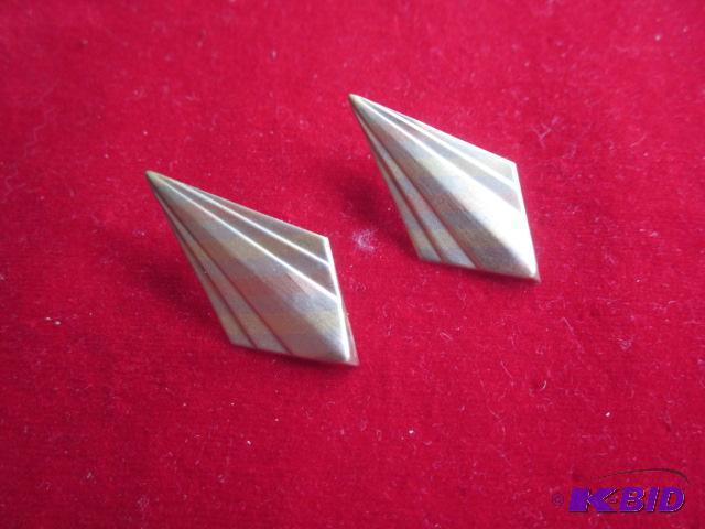Pair of 14 Karat tri colored Gold diamond sha...