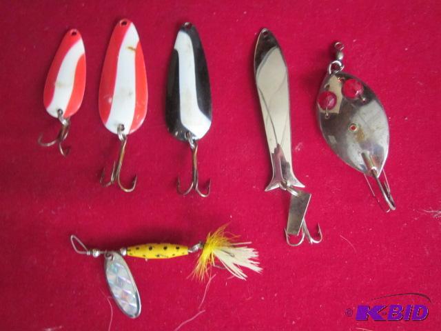 Mixed lot of fishing lures....