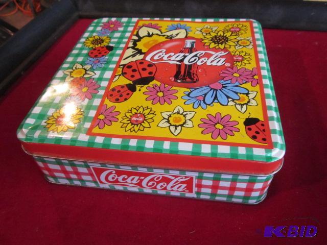 Collectible Coca Cola tin.&nbsp...