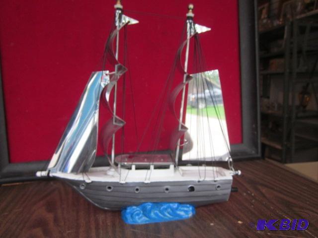 Vintage 12 inch all metal nautical TV lamp.&n...
