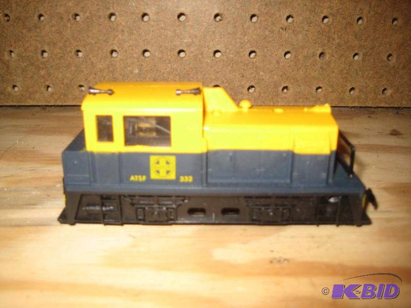 lot 3 image: HO Train Set (from the early 80s)