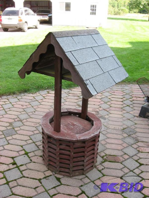 lot 8 image: Wishing Well