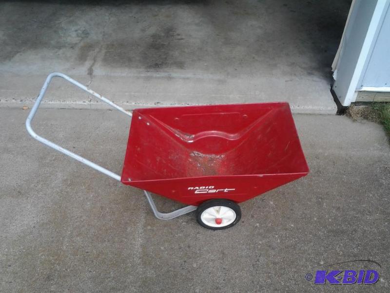 lot 84 image: Utility Cart by Radio Cart