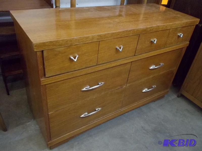 Drawer Dresser