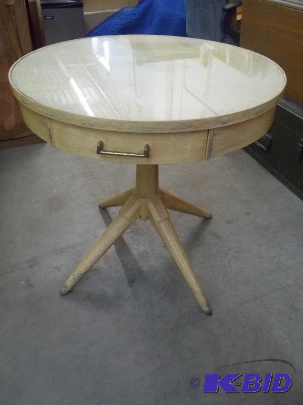 Accent Table