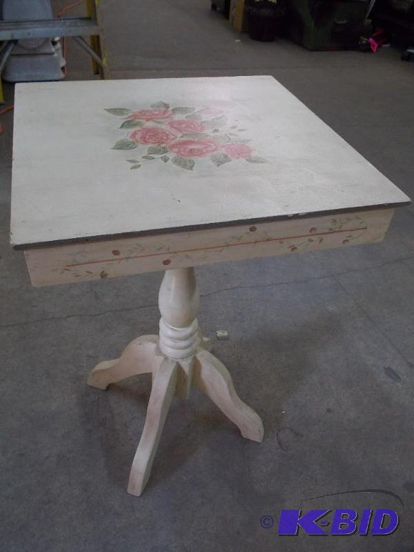 Accent Table