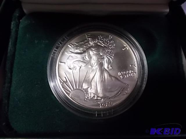 1989 Silver Eagle In Collector Case...