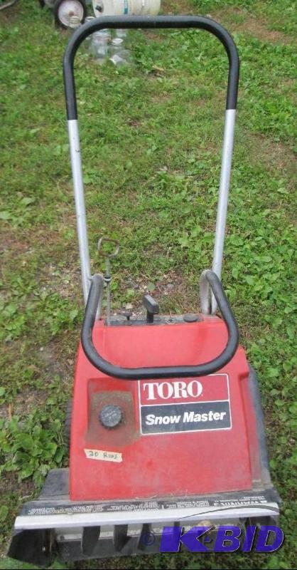 lot 163 image: Toro snow master blower...