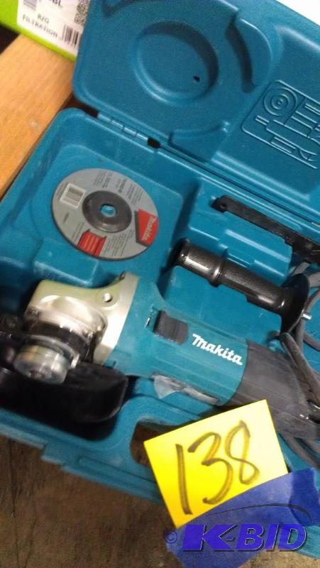 lot 138 image: Makita 4" Angle Grinder with case and on...
