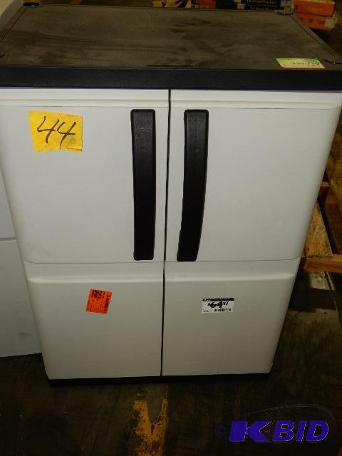lot 44 image: Heavy Plastic Storage Cabinets.. Assembly req...