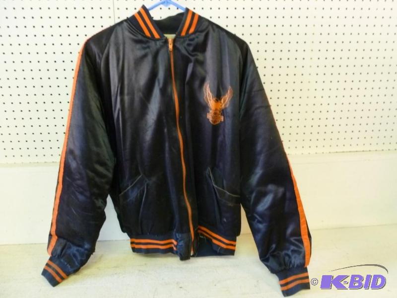 lot 11 image: Vintage Harley Davidson insulated jacket size...