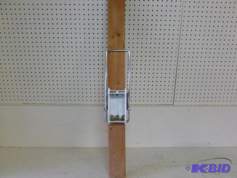 lot 114 image: Heavy duty board mounted aluminum can crusher...