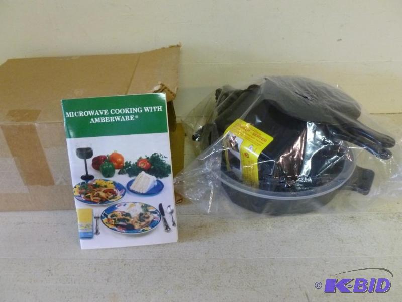 lot 125 image: Amberware microwave cookware, brand new in th...