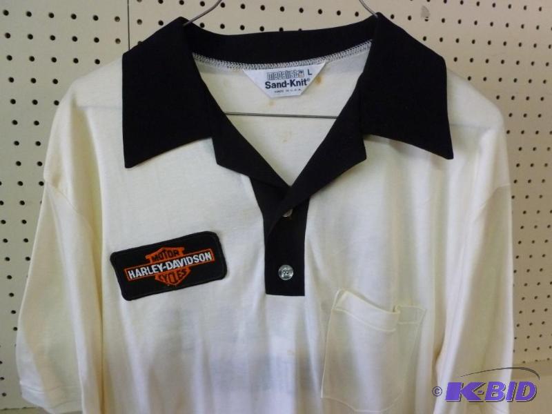 lot 15 image: Collectible Harley Davidson - Apols&nbspRay...