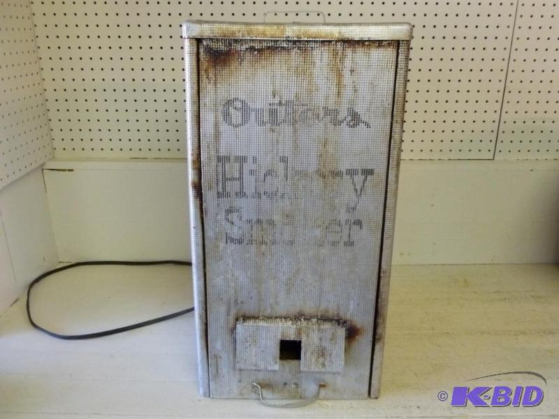 lot 76 image: Outers Electric Hickory Smoker Model 1008, th...