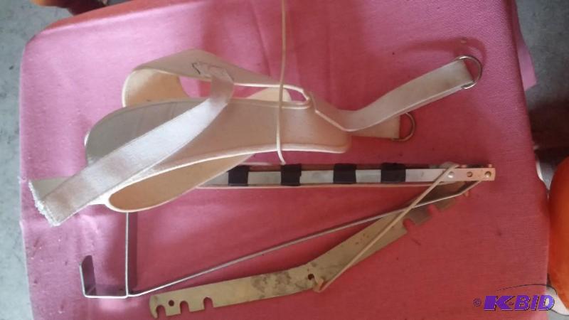 lot 25 image: Traction Harness