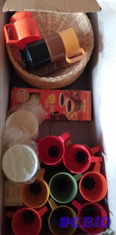 lot 54 image: Picnic Items