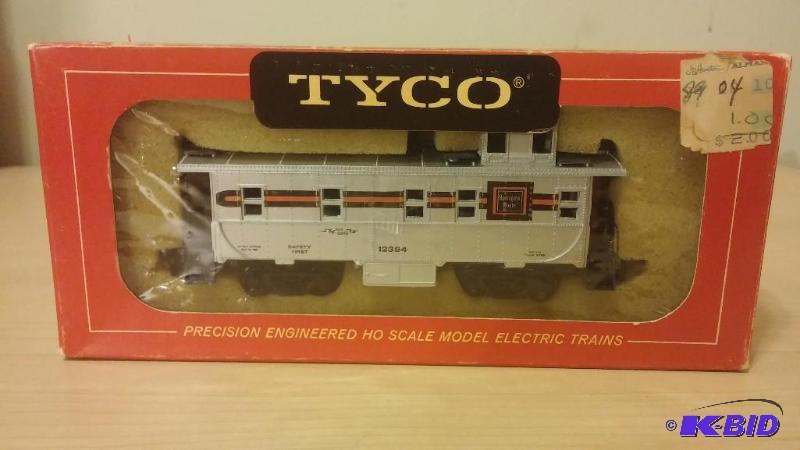 Vintage Tyco Sante Fe Box Car- HO Scale NEW I...