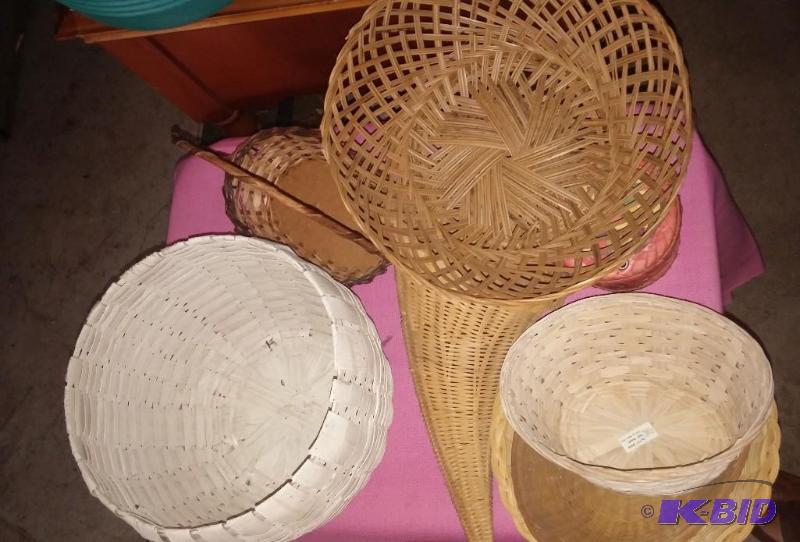Large Lot of Wicker Baskets...