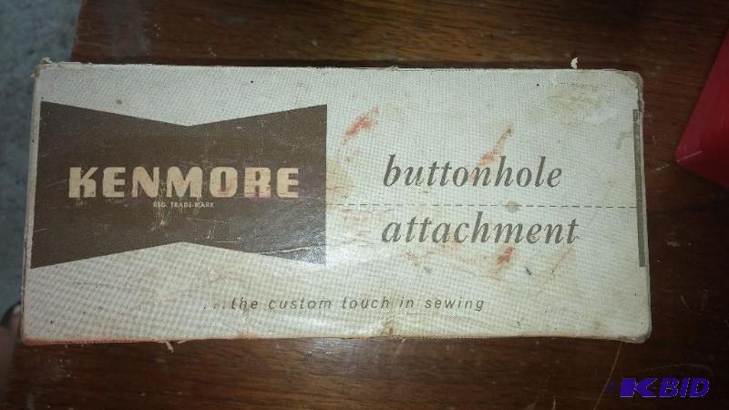Kenmore Vintage Sewing Machine Buttonholer...