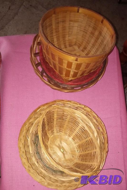 Large Lot of Wicker Baskets...