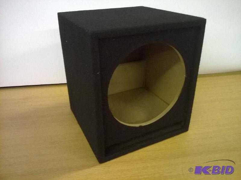 lot 4 image: 12in Subwoofer Box