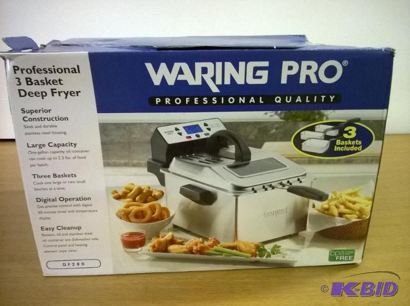 lot 8 image: Waring Pro DF280 Professional Deep Fryer