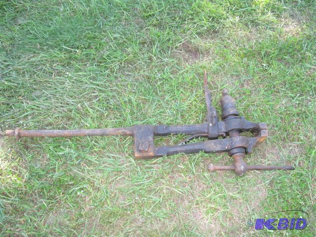 Antique vice, very large...