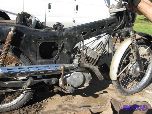 Suzuki Motorcycle parts, motor frozen, parts ...