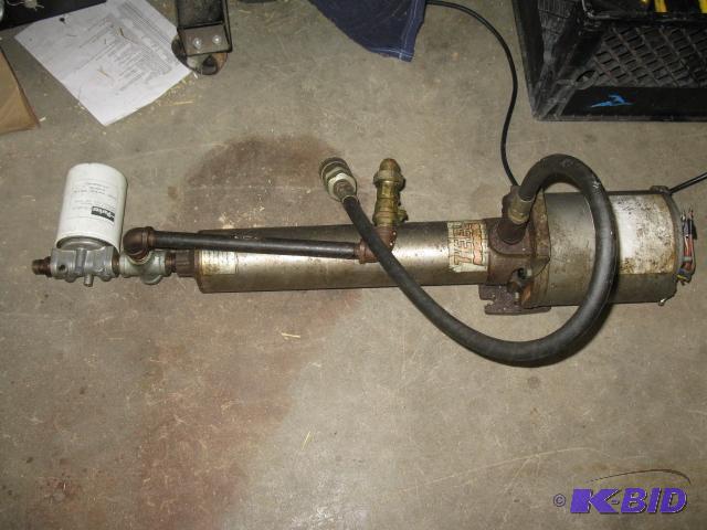 Electric Lubricant pump from large industrial...