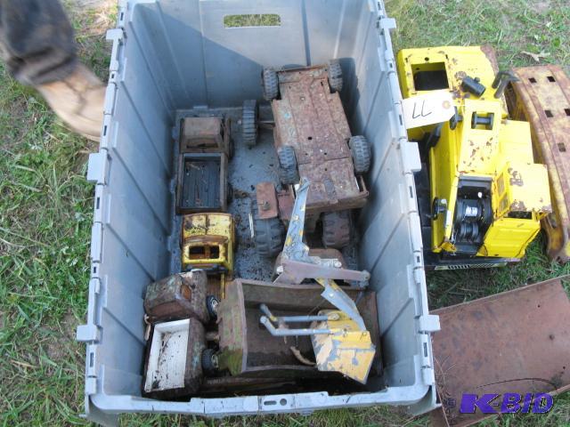 Large lot of metal toys...