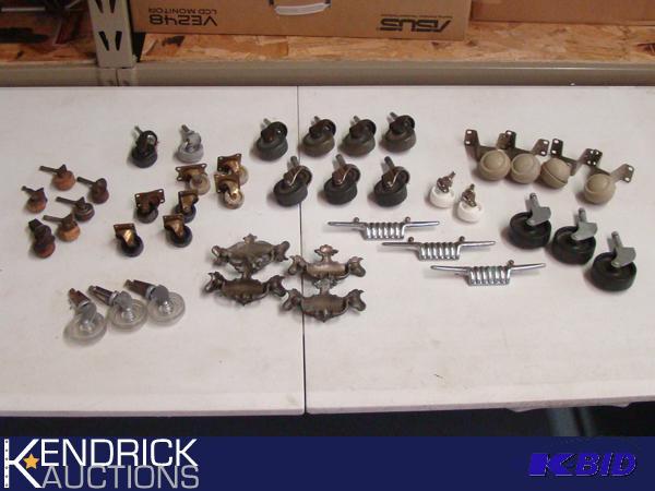 lot 10 image: Lot of Vintage and Antique Furniture Casters