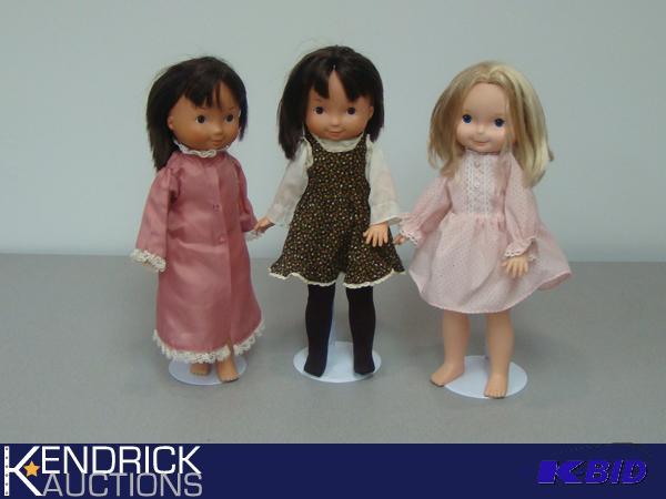 lot 29 image: Lot of 3 Vintage 1970s Fisher Price My Friends Dolls