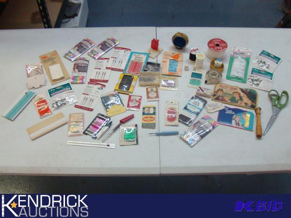 lot 47 image: Lot of Sewing Accessories