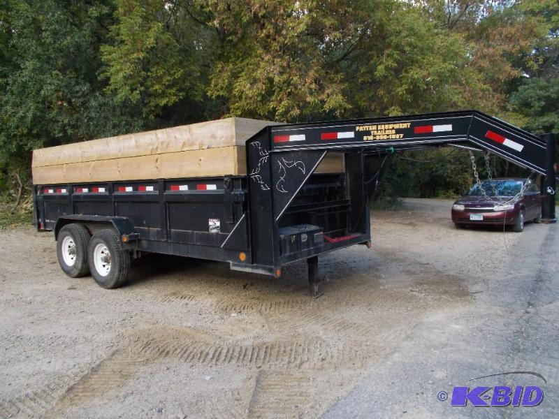 2010 Load Trail 16 Tandem Axle 5th Wheel Hyd...