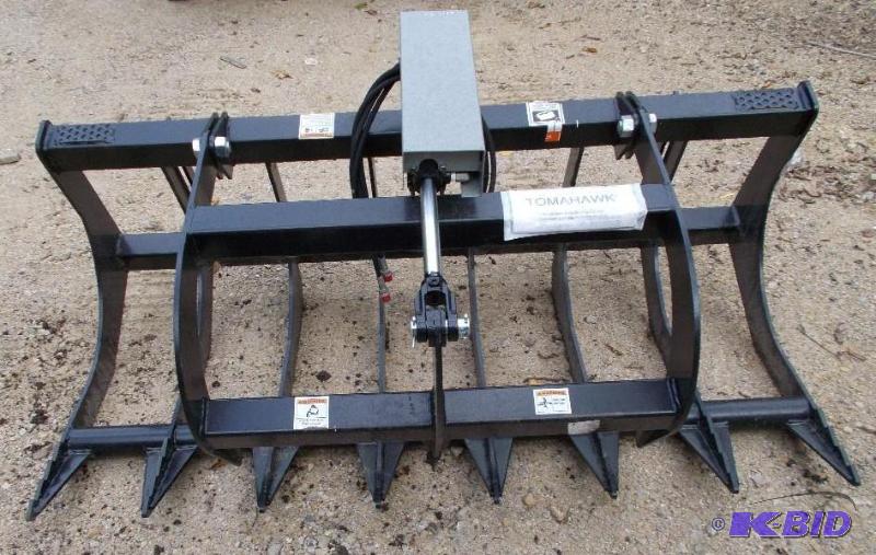 Tomahawk Brand Universal Mount Bobcat Skid Lo...