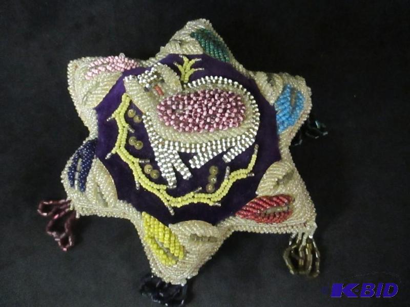 lot 00085 image: Fabulous Antique Whimsy Folk Art Beaded Star Pillow Cushion Cat