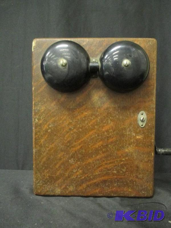 lot 42 image: Antique Oak Ringer Box Phone