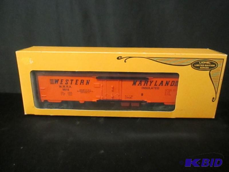 lot 70 image: Vintage Lionel Train Western Maryland Reefer 6-9818 Original Box