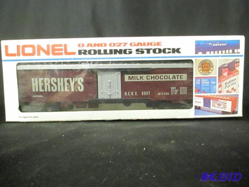 lot 74 image: Vintage Lionel Hersheys Billboard Reefer Train 6-9867 Original Box