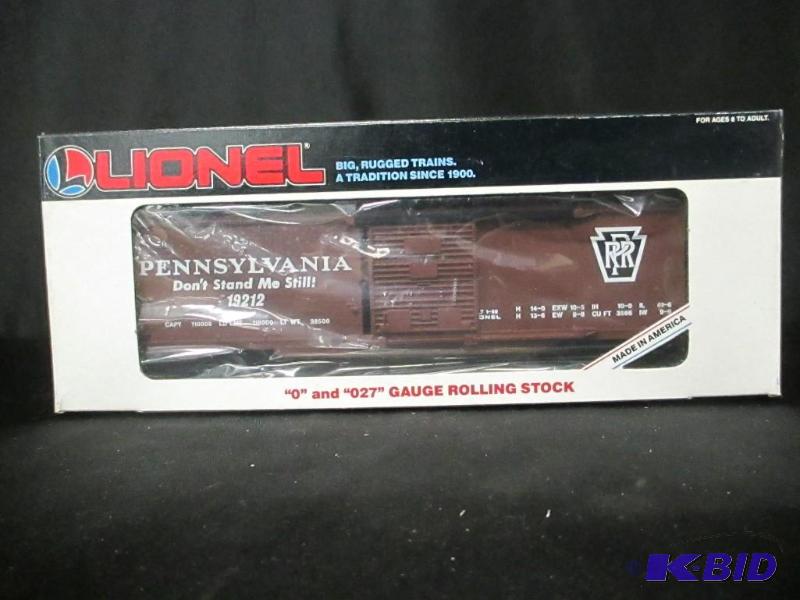 lot 75 image: Lionel Pennsylvania Box Car Train 6-19212