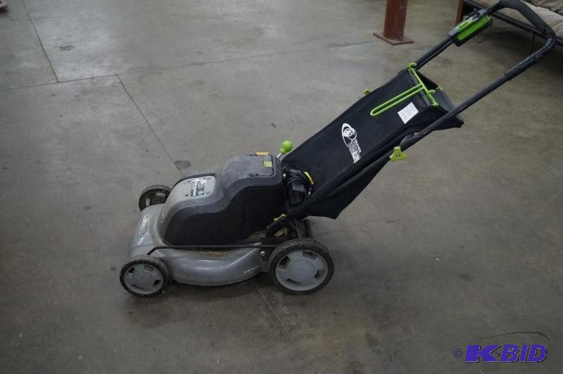 Electric mower